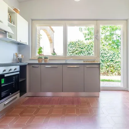 Degli Archi By Mmega *