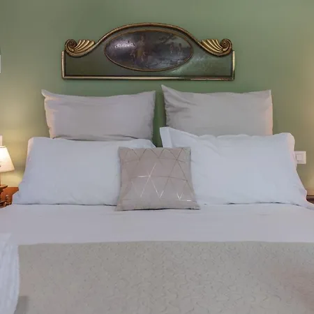 Degli Archi By Mmega